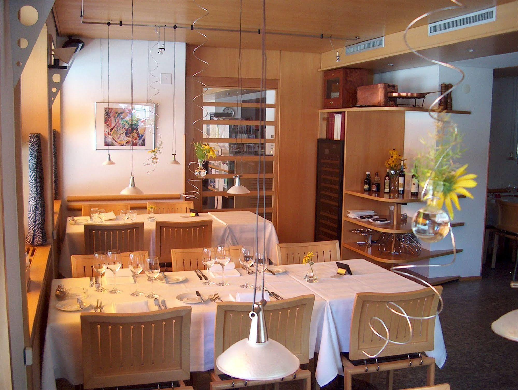 Hotel & Restaurant Forni Airolo Exteriér fotografie