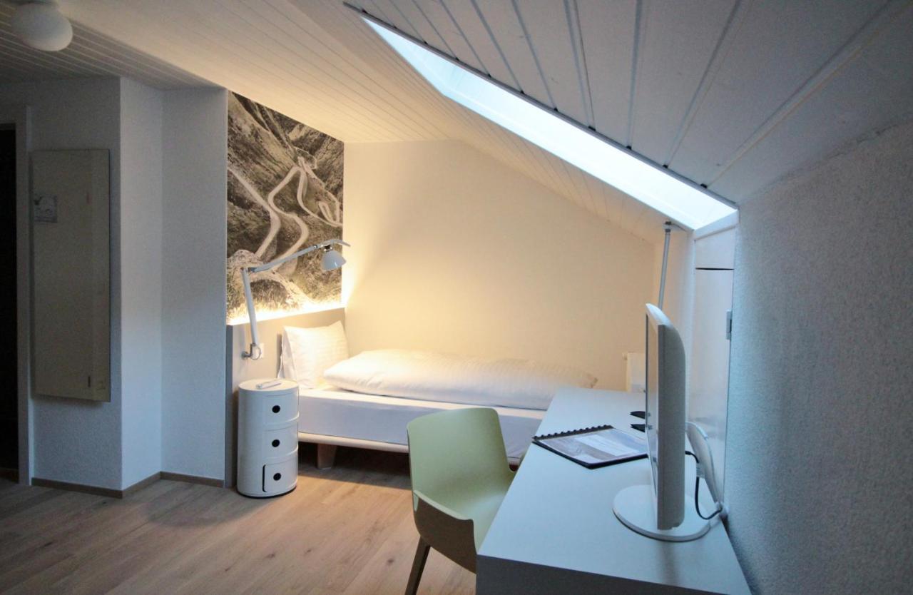 Hotel & Restaurant Forni Airolo Exteriér fotografie
