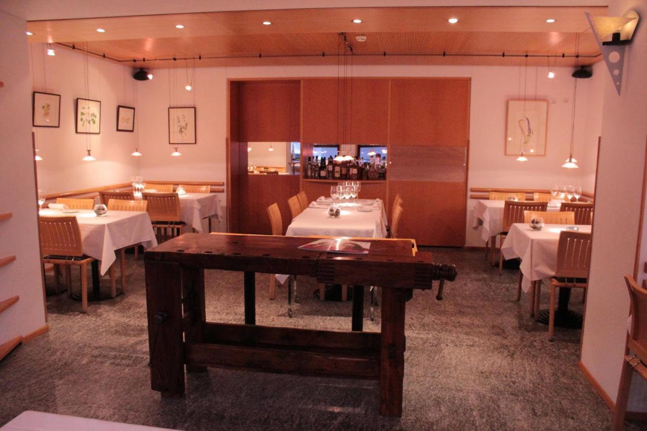 Hotel & Restaurant Forni Airolo Exteriér fotografie